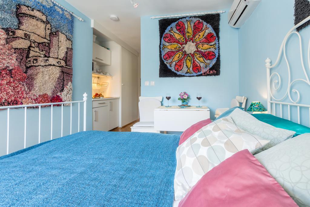 Main Central Square Guest House Дубровник Экстерьер фото